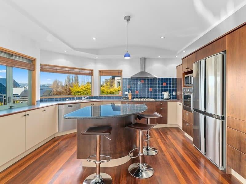 Lake View Villa Wanaka Exterior photo