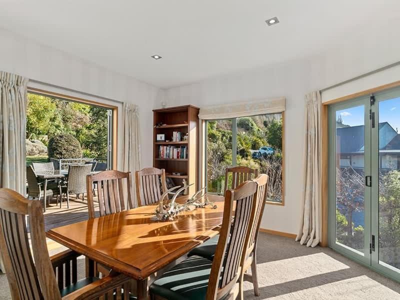 Lake View Villa Wanaka Exterior photo