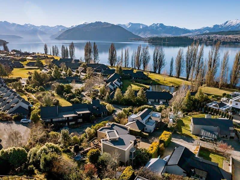 Lake View Villa Wanaka Exterior photo